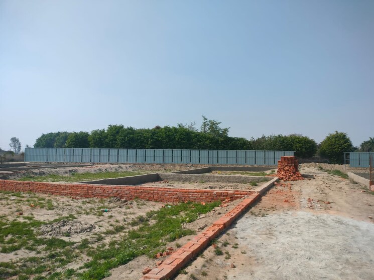 undefined, sector 135  50 Sq.Yd. Plot In Sector 135 Noida 8784706