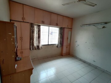 Bedroom in 1 BHK Apartment at Popular Colony Apartment, Warje – for Rent
