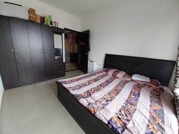 Bedroom in 2 BHK Apartment at Kumar Kruti, Kalyani Nagar – for Rent