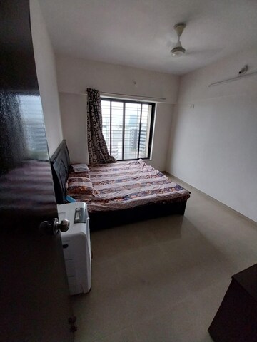 Bedroom in 2 BHK Apartment at Kumar Kruti, Kalyani Nagar – for Rent
