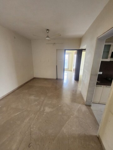 Room in 2 BHK Apartment at Sabri Building Apartment, Chembur – for Rent