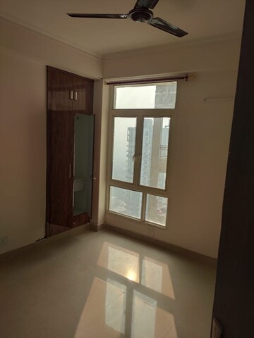 3 BHK Apartment For Rent in Supertech Ecovillage II, Sector 16b Greater Noida