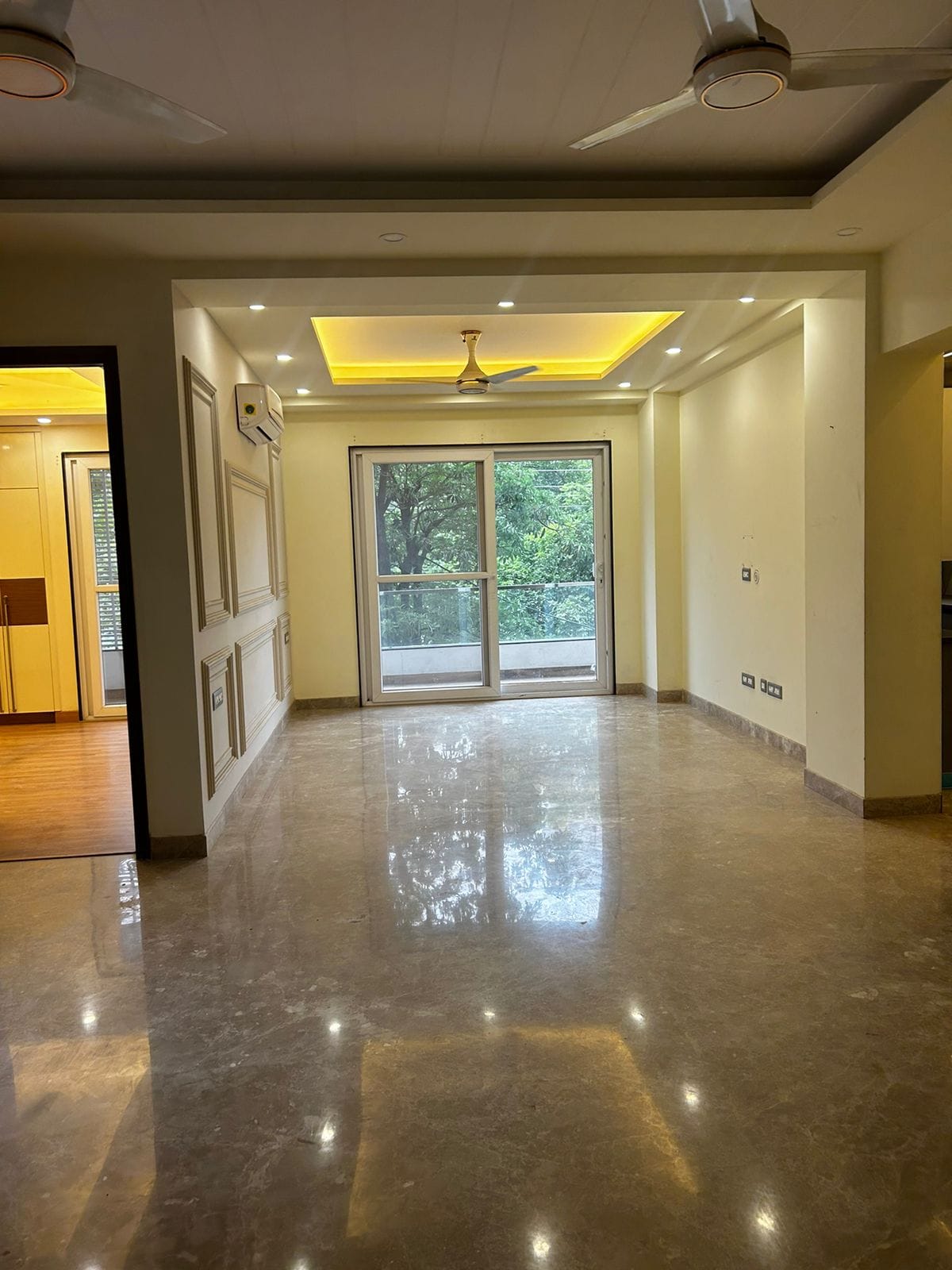 3 BHK Builder Floor For Rent in Unitech South City 1