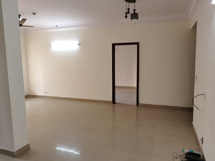 Room, paramount-floraville 3 Bedroom 1685 Sq.Ft. Apartment In Sector 137 Noida 8784776