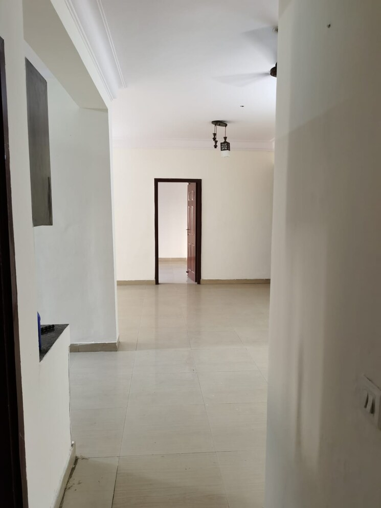 Room, paramount-floraville 3 Bedroom 1685 Sq.Ft. Apartment In Sector 137 Noida 8784776