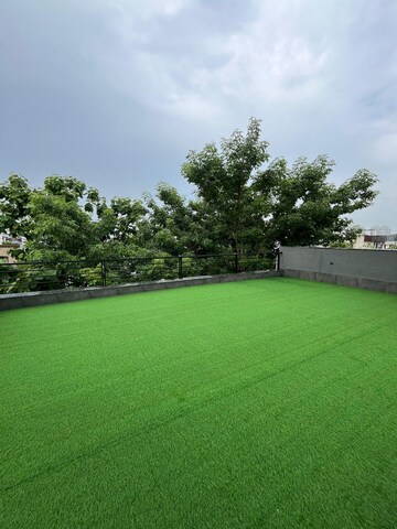 3 BHK Builder Floor – Garden View at Sushant Lok I - for Rent