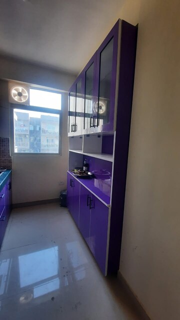 Room in 3 BHK Apartment at Conscient Habitat 78, Sector 78 – for Rent