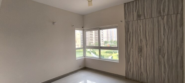 Room, adani-oyster-grande-phase-2 3 Bedroom 1689 Sq.Ft. Apartment In Sector 102 Gurgaon 8784854