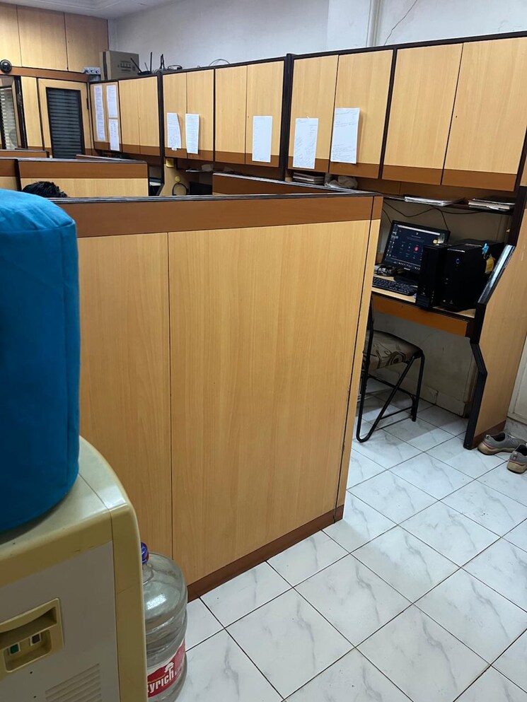 Team Area, mig-colony-bandra Commercial Office Space 400 Sq.Ft. In Bandra East Mumbai 8784824