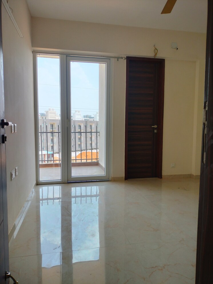 Room, smart-world-79 2 Bedroom 1423 Sq.Ft. Apartment In Sector 79 Gurgaon 8784881