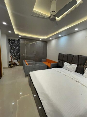 Master Bedroom in 1 BHK Builder Floor at Saket – for Rent