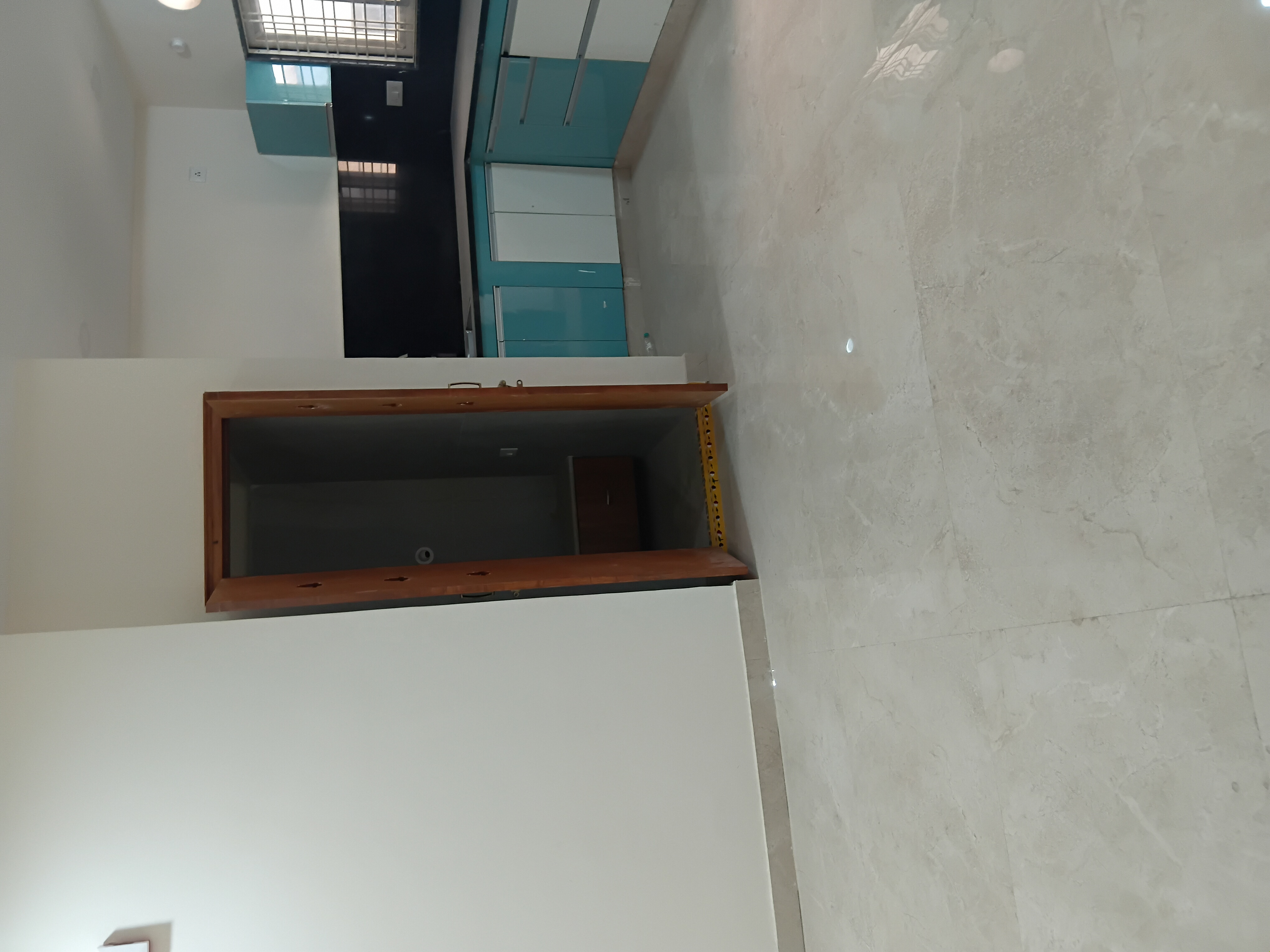 3 BHK + Servant Room Apartment For Rent in Praanth Apartments 