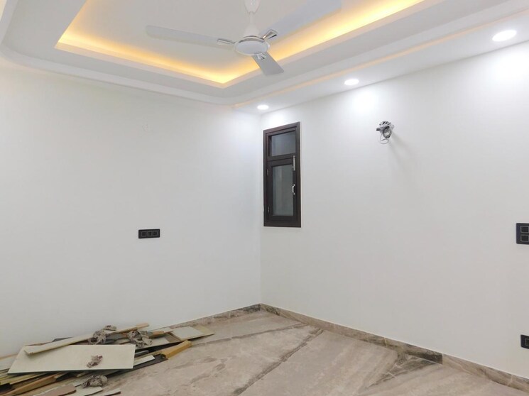 Room, sector 30 3 Bedroom 3150 Sq.Ft. Builder Floor In Sector 30 Faridabad 8784912