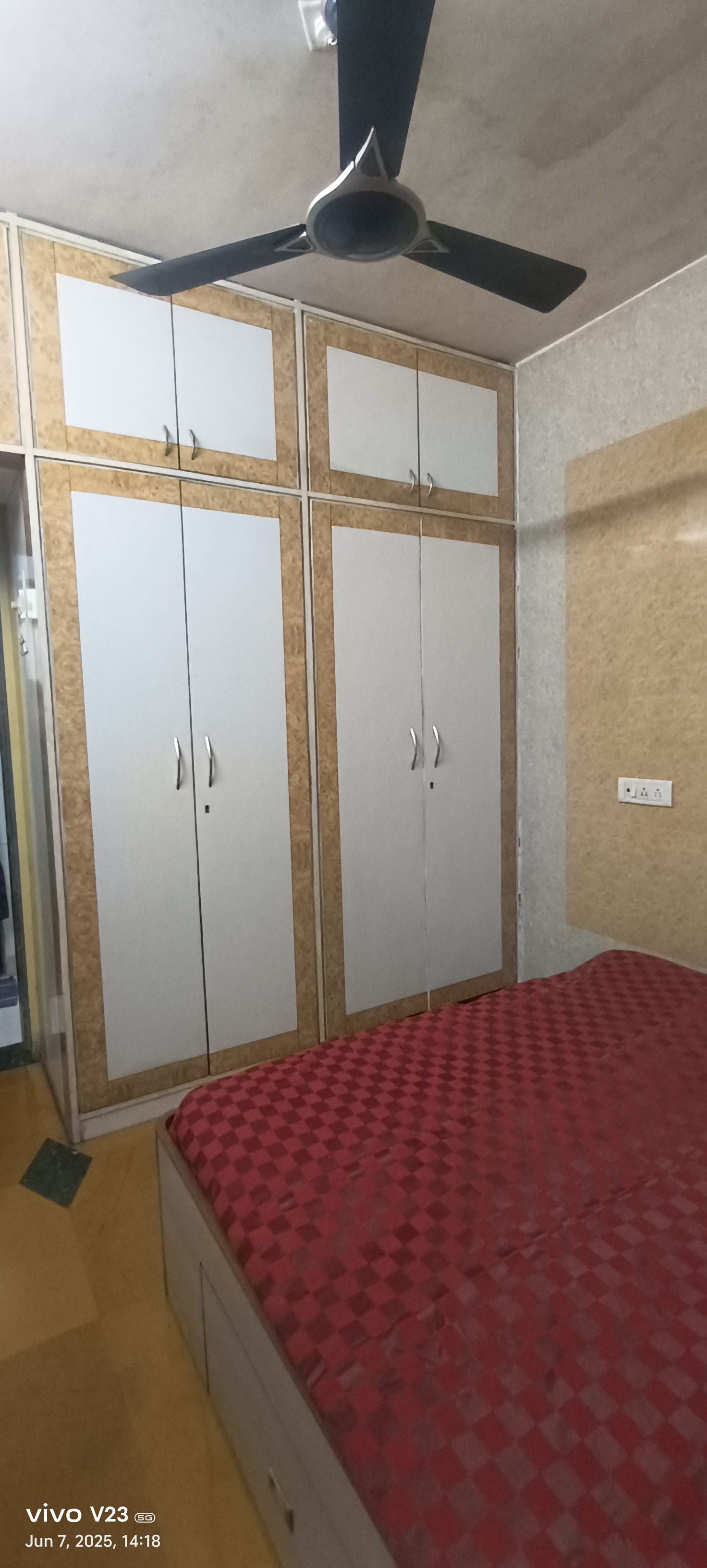 2 BHK + Pooja Room Apartment For Rent in Gokuldham CHS Goregaon