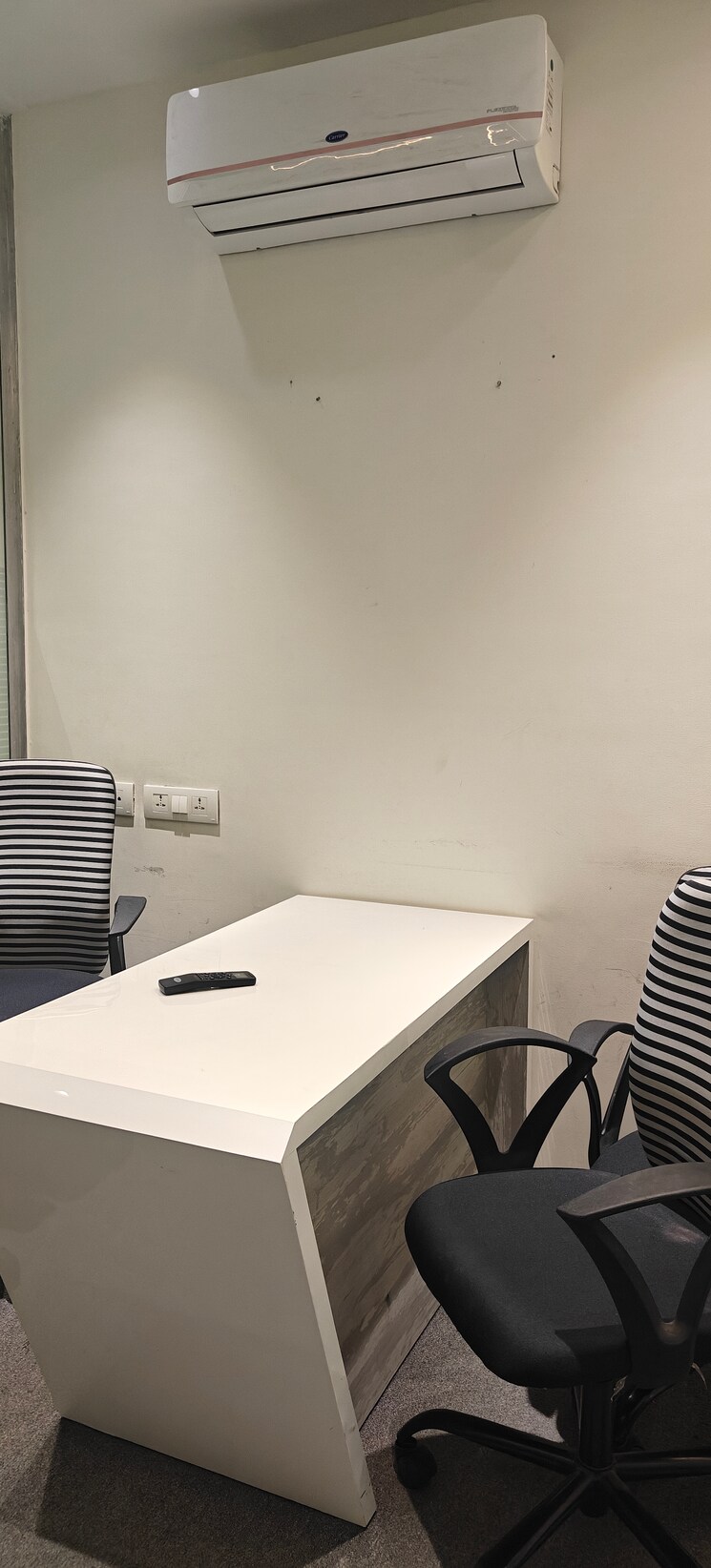 Team Area, andheri west Commercial Office Space 585 Sq.Ft. In Andheri West Mumbai 8784943