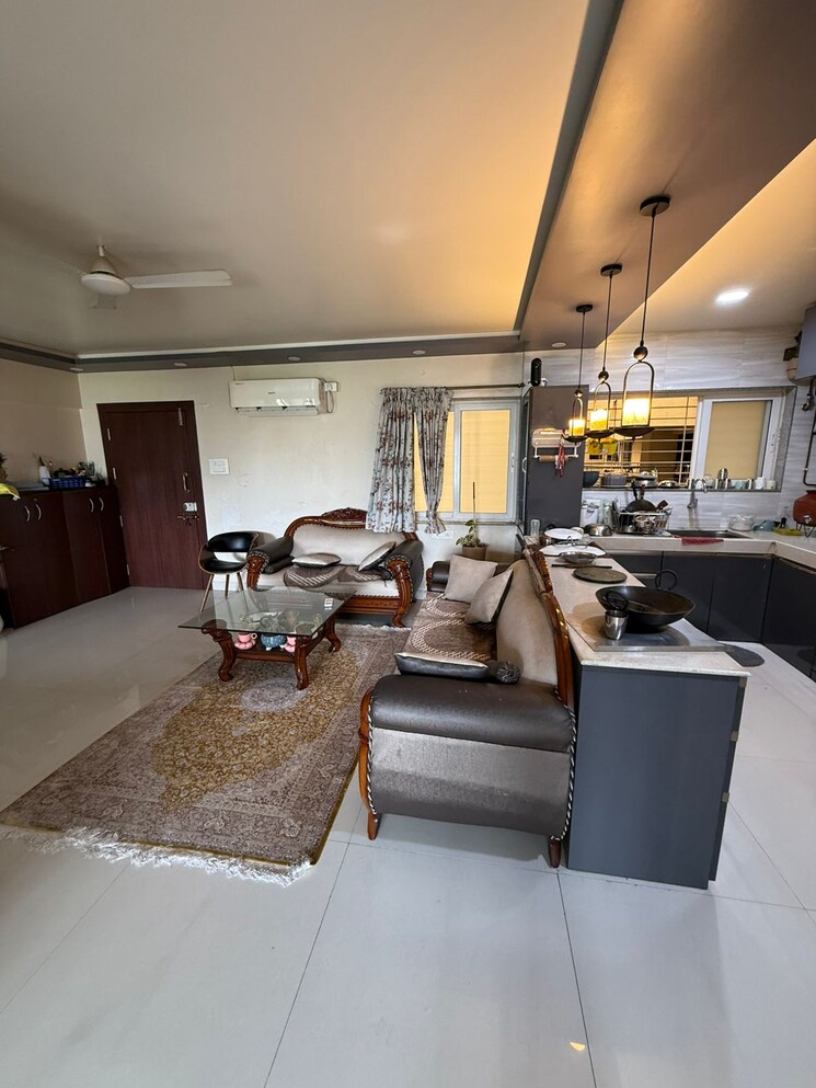 Living Room, kumar-urban-kruti 2 Bedroom 1500 Sq.Ft. Apartment In Kalyani Nagar Pune 8784948