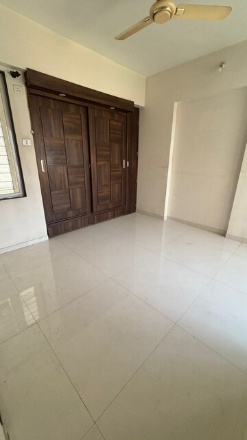 Room in 1 BHK Apartment at Kanchan Pushp Society, Ghodbunder Road – for Rent