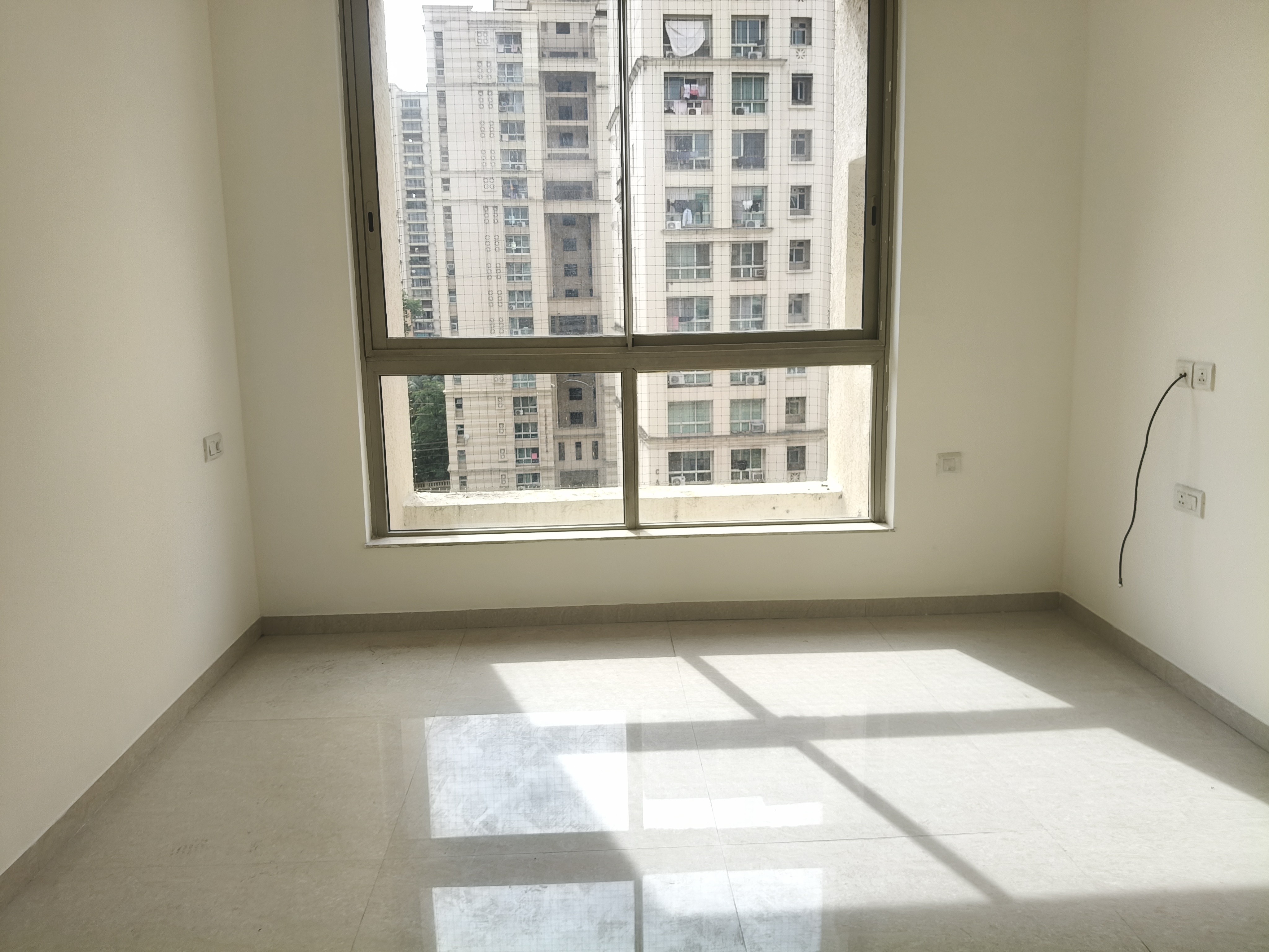 1 BHK 450 Sq.Ft. Apartment in Hiranandani Estate Solitaire C