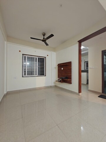 Room in 1 BHK Builder Floor at Hsr Layout – for Rent