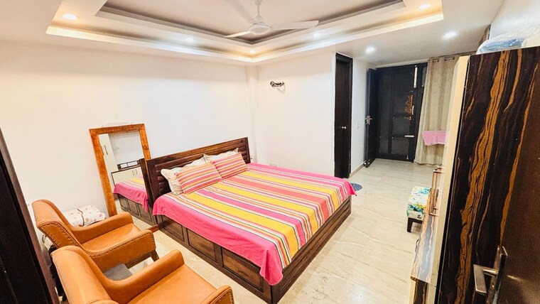 Bedroom, royal-green-heights 3 Bedroom 263 Sq.Yd. Builder Floor In Sector 62 Gurgaon 8785038