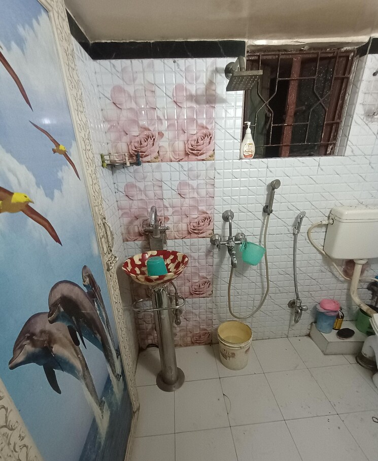 Bathroom, ashok nagar 2 Bedroom 500 Sq.Ft. Independent House In Ashok Nagar Kolkata 8785049
