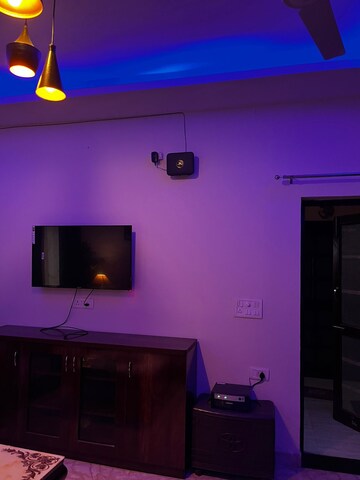 Furnished Amenities in 1 BHK Builder Floor at Sahastradhara Road – for Rent