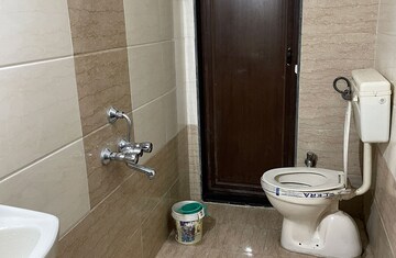 Bathroom in  Pg at Thane West – for Rent