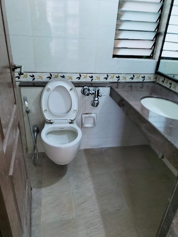 Team Area in 3 BHK Apartment at K Raheja Raheja Residency, Malad East – for Rent