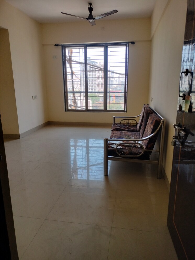 Living Room, sagar-residency-thane 2 Bedroom 702 Sq.Ft. Apartment In Kasarvadavali Thane 8785110