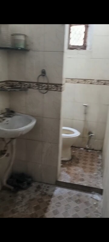 Bathroom in 1 BHK Independent House at Gamma I Greater Noida – for Sale