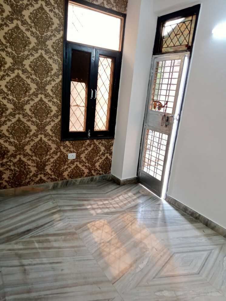 Room, ignou road 1 Bedroom 450 Sq.Ft. Builder Floor In Ignou Road Delhi 8785136