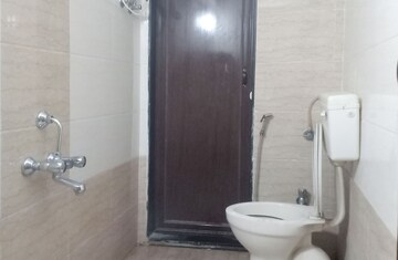 Bathroom in  Pg at Thane West – for Rent