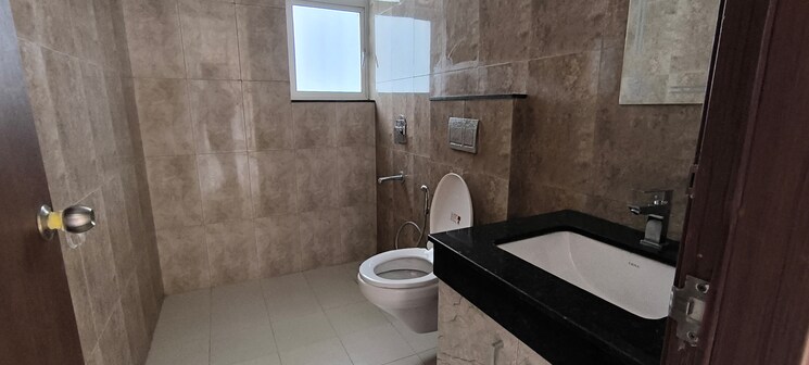 Bathroom, shapoorji-pallonji-joyville-phase-2 3 Bedroom 1692 Sq.Ft. Apartment In Sector 102 Gurgaon 8785155
