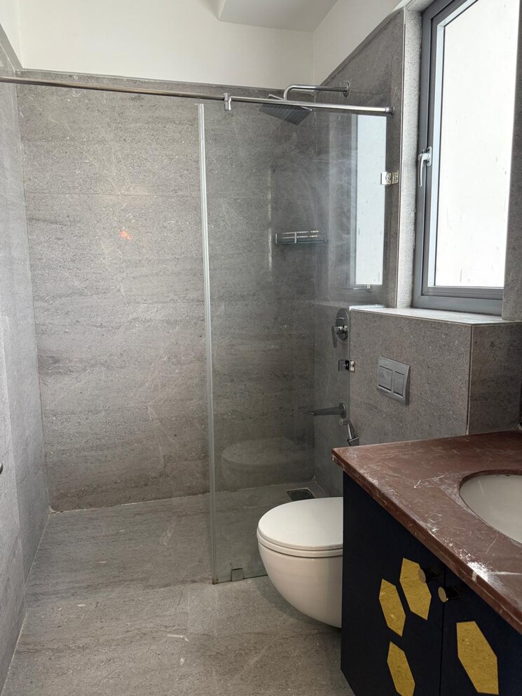 Bathroom, kalpataru-jade-residences 3.5 Bedroom 2350 Sq.Ft. Apartment In Baner Pune 8785176