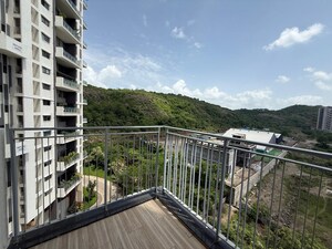 Balcony in 3.5 BHK Apartment at Kalpataru Jade Residences, Baner – for Sale