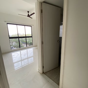 Room in 3 BHK Apartment at Runwal Gardens Phase 2, Kalyan Shilphata Road – for Rent