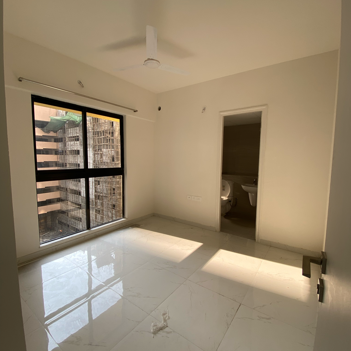 1 BHK Apartment For Rent in Runwal Gardens Phase 2