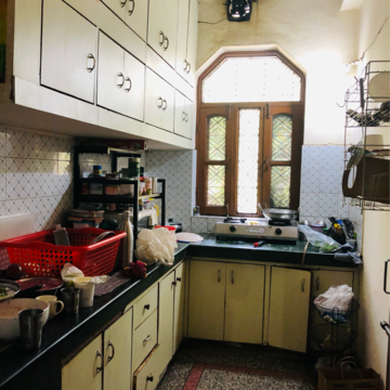 Kitchen in 2.5 BHK Villa at Sector 22b – for Rent