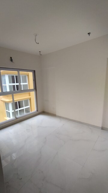 Room in 1 BHK Apartment at Raghav Nova, Kurla East – for Rent