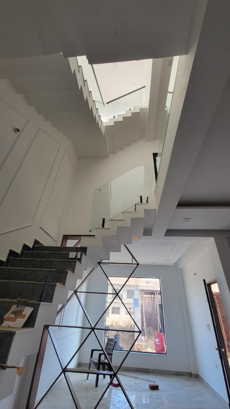 undefined, roza yakubpur 3 Bedroom 1820 Sq.Ft. Villa In Roza Yakubpur Greater Noida 8785264