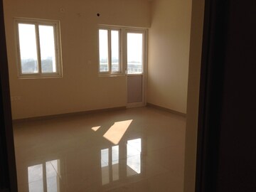 Room in 3 BHK Apartment at MJR Pearl, Whitefield – for Rent