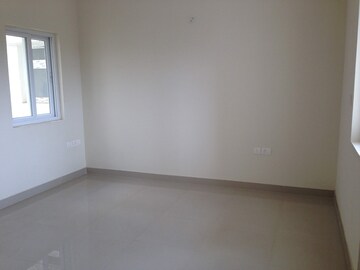 Room in 3 BHK Apartment at MJR Pearl, Whitefield – for Rent