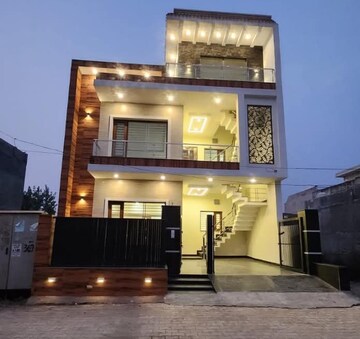 3.5 BHK Villa For Sale in Kalindi Kunj