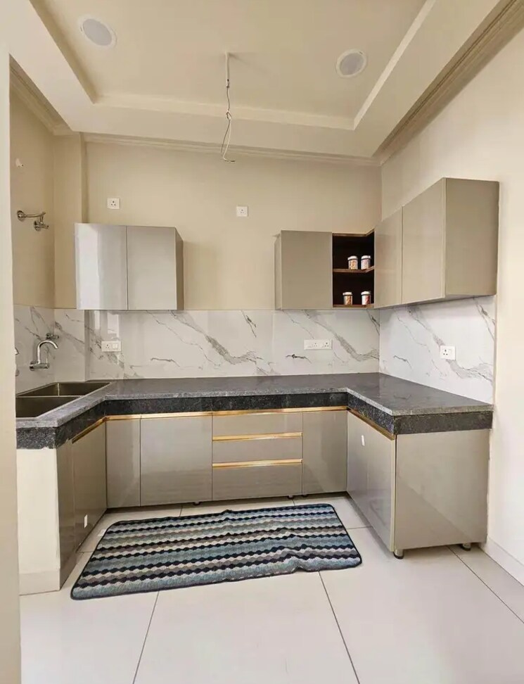 Kitchen, vip road 1 Bedroom 900 Sq.Ft. Apartment In Vip Road Zirakpur 8785289