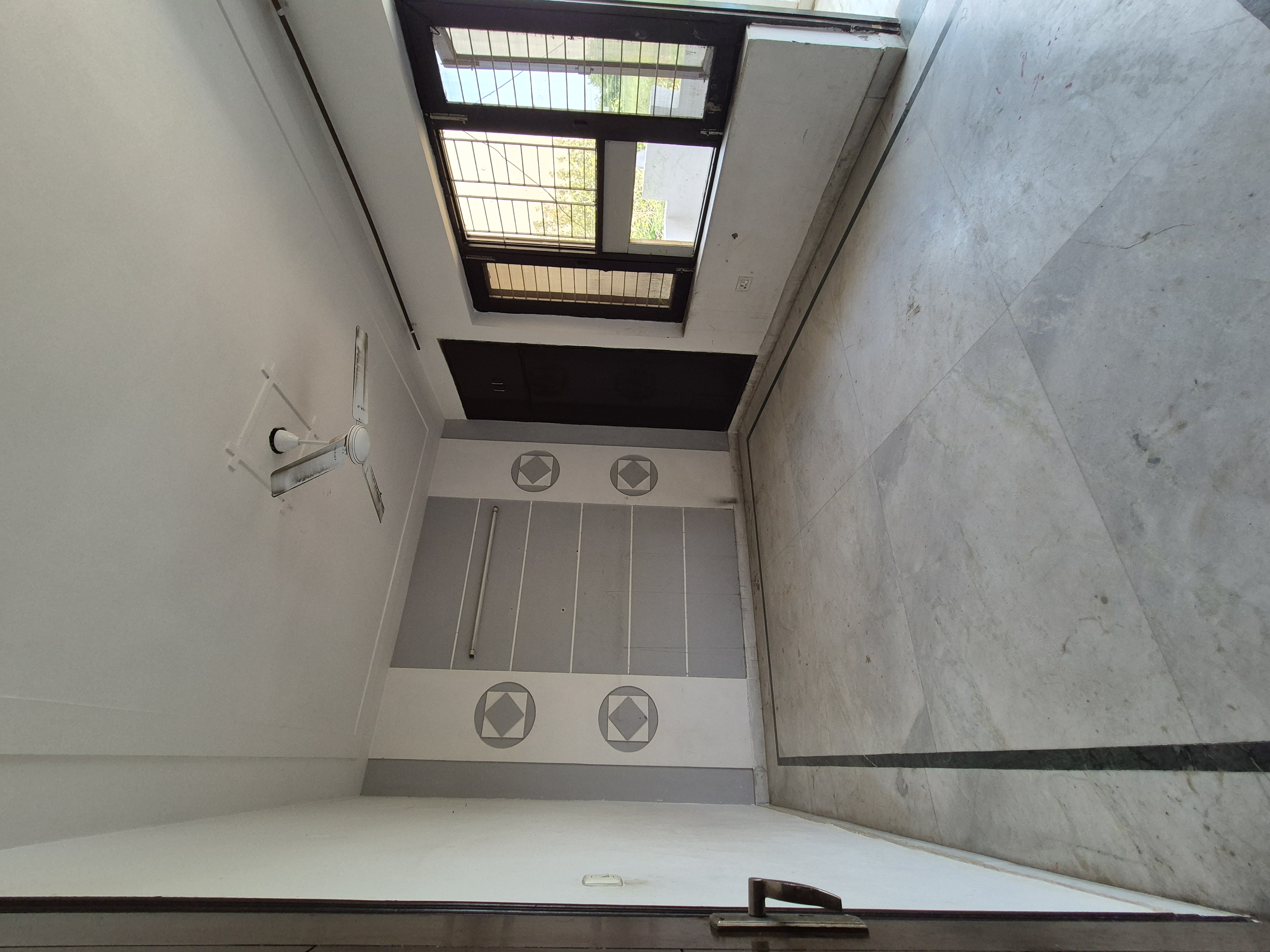 4 BHK + Pooja Room,Servant Room Builder Floor For Rent in Green Fields Colony