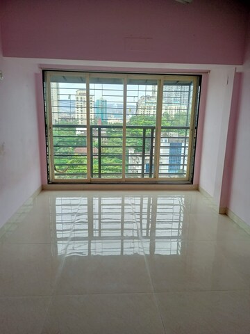 Bedroom in 2 BHK Apartment at Sanghvi Heights, Wadala – for Rent