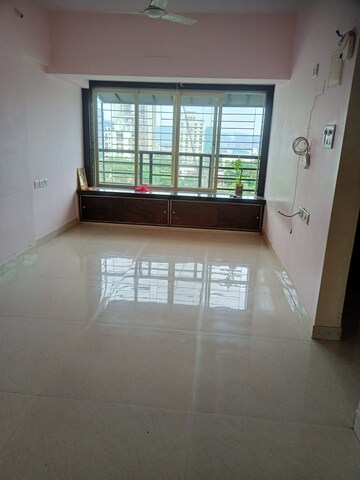 Bedroom in 2 BHK Apartment at Sanghvi Heights, Wadala – for Rent
