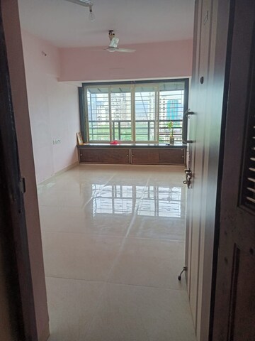 Bedroom in 2 BHK Apartment at Sanghvi Heights, Wadala – for Rent
