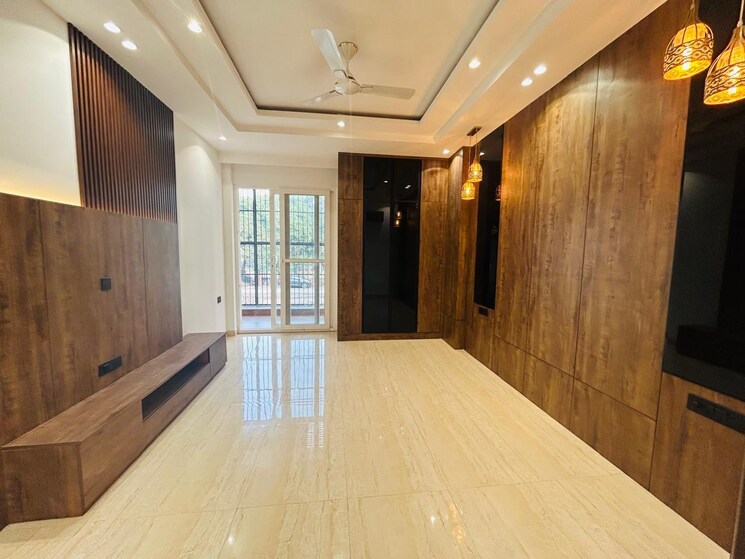 Room, as-tower 3 Bedroom 300 Sq.Yd. Builder Floor In Sector 45 Gurgaon 8785353