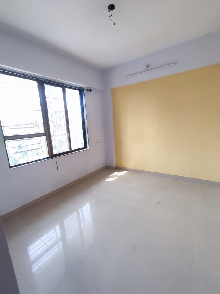 Room, squarefeet-grand-square 1 Bedroom 450 Sq.Ft. Apartment In Anand Nagar Thane 8785359